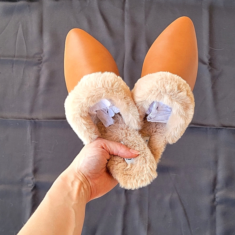 Brown loafer fur slip is mules loafers slippers
